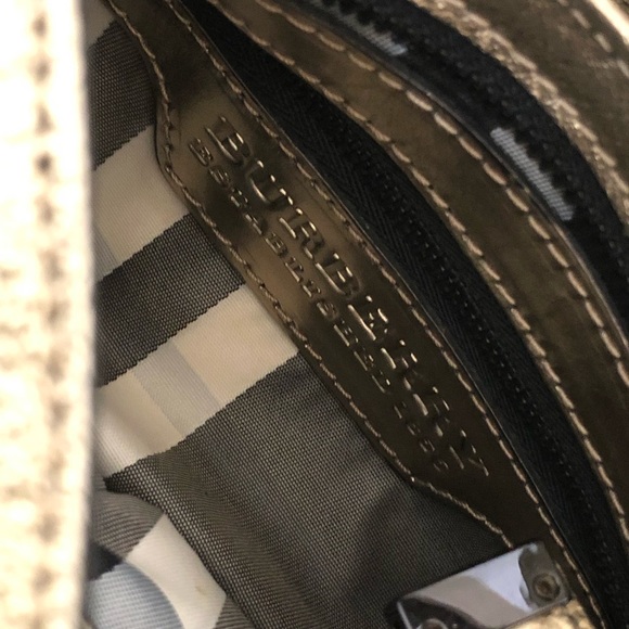 Burberry Handbag Metallic Goldstone Color Rare - Picture 11 of 16